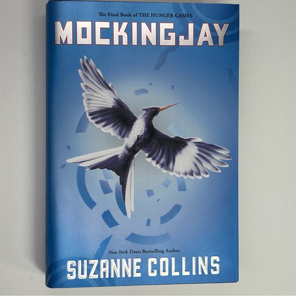 The Hunger Games Trilogy 3 Book Series - Picture 7 of 9